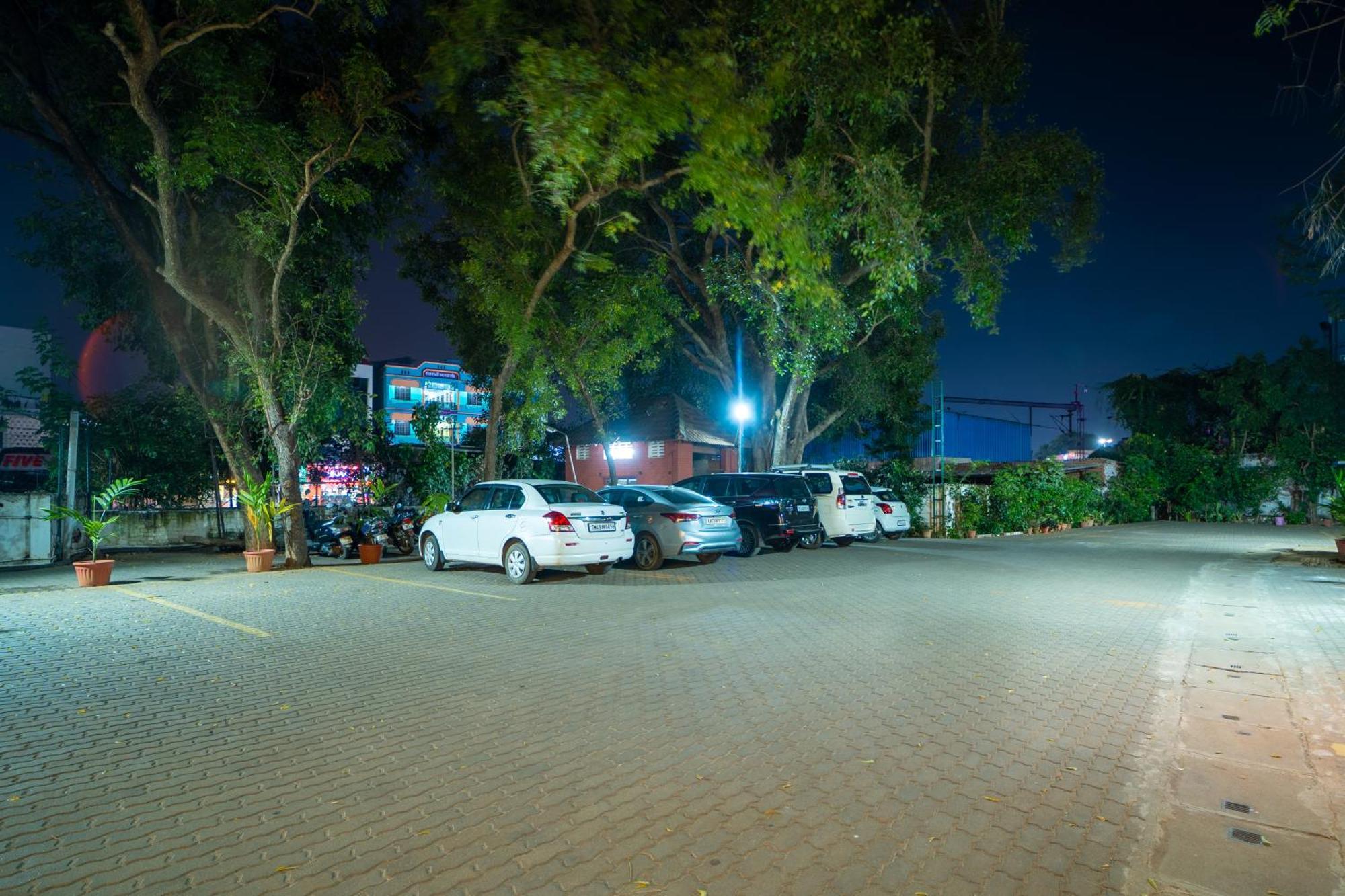 Yagappa Residency Hotell Thanjavur Exteriör bild